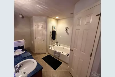 5825 Ashton Woods Cir, Milton, FL 32570 - Photo 18
