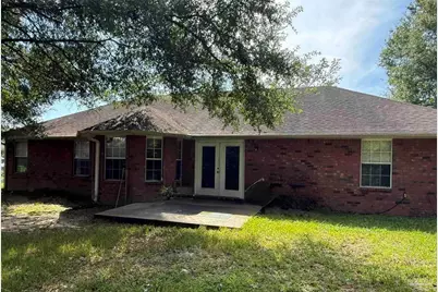 5825 Ashton Woods Cir, Milton, FL 32570 - Photo 10