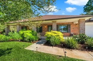 980 Grand Canal St, Gulf Breeze, FL 32563 - Photo 1
