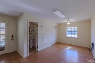 5700 Adelyn Rd, Pensacola, FL 32504 - Photo 10