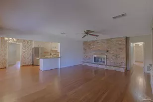 5700 Adelyn Rd, Pensacola, FL 32504 - Photo 12