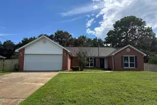 7199 Manatee St, Navarre, FL 32566 - Photo 1