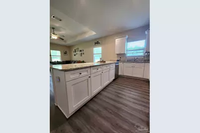 5230 Tuscaloosa St, Milton, FL 32583 - Photo 4