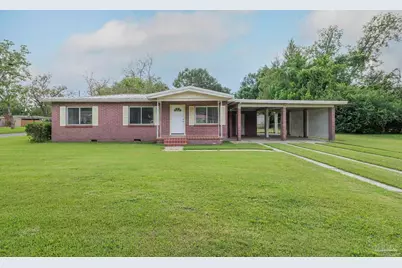 11 Ivanhoe Ave, Pensacola, FL 32534 - Photo 1