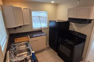 800 W Gonzalez St, Pensacola, FL 32501 - Photo 8