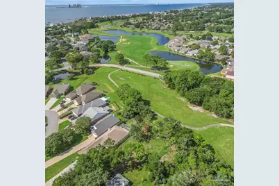1353 Greenvista Ln, Gulf Breeze, FL 32563 - Photo 14