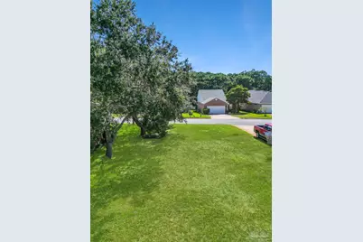 1353 Greenvista Ln, Gulf Breeze, FL 32563 - Photo 20