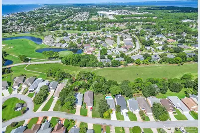 1353 Greenvista Ln, Gulf Breeze, FL 32563 - Photo 18