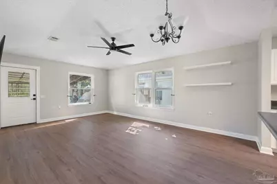 5581 Shadow Shore Pl, Gulf Breeze, FL 32563 - Photo 10