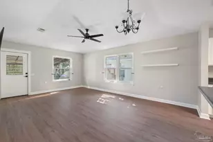 5581 Shadow Shore Pl, Gulf Breeze, FL 32563 - Photo 10