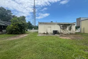 2410 N Pace Blvd, Pensacola, FL 32505 - Photo 2