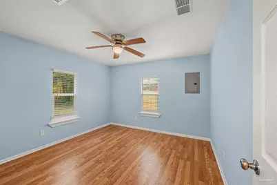1109 N G St, Pensacola, FL 32501 - Photo 12