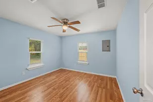 1109 N G St, Pensacola, FL 32501 - Photo 12