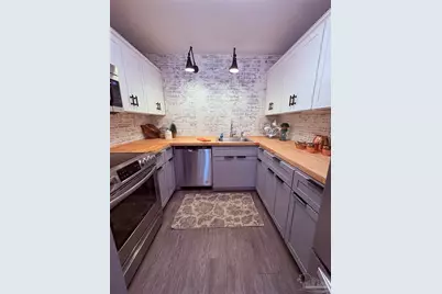 1212 N E St, Pensacola, FL 32501 - Photo 10