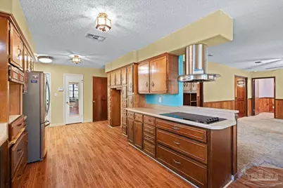 467 Hancock Ln, Pensacola, FL 32503 - Photo 2