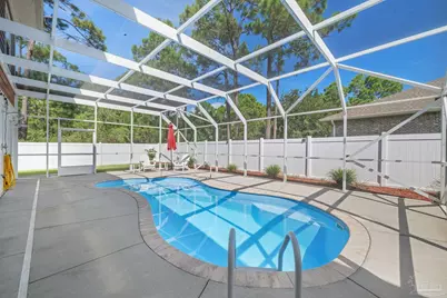 5806 Red Cedar St, Pensacola, FL 32507 - Photo 6