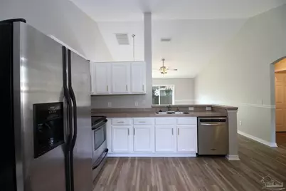 609 Saleta St, Pensacola, FL 32534 - Photo 4