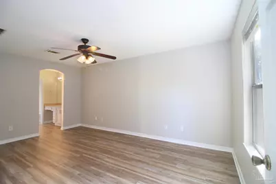 609 Saleta St, Pensacola, FL 32534 - Photo 12