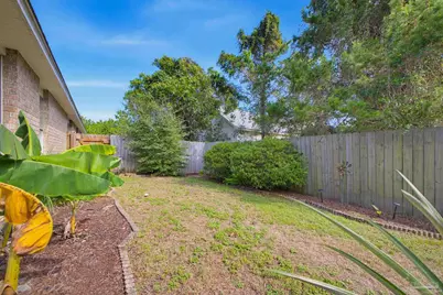 1465 Joseph Cir, Gulf Breeze, FL 32563 - Photo 46