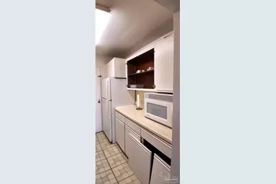 825 Bayshore Dr #703, Pensacola, FL 32507 - Photo 6