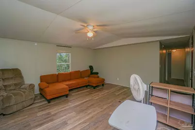 5248 Peacock Rd, Milton, FL 32570 - Photo 14
