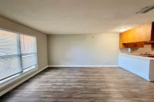 3228 Santa Rosa Dr, Gulf Breeze, FL 32563 - Photo 2