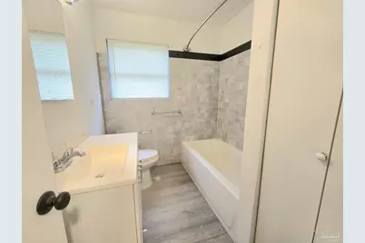 1017 Fremont Ave, Pensacola, FL 32505 - Photo 16