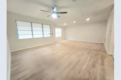 1017 Fremont Ave, Pensacola, FL 32505 - Photo 4