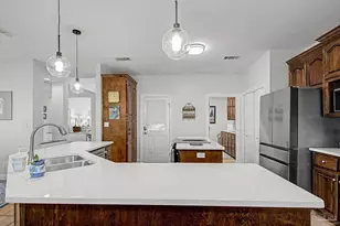 4504 Bayside Dr, Milton, FL 32583 - Photo 10