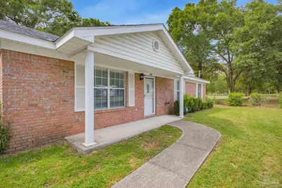 5119 Cherry Blossom Ln, Milton, FL 32570 - Photo 2