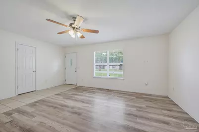 5119 Cherry Blossom Ln, Milton, FL 32570 - Photo 6