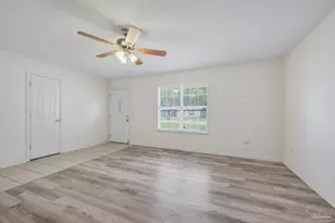 5119 Cherry Blossom Ln, Milton, FL 32570 - Photo 6