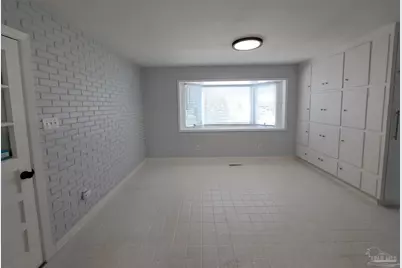243 Euclid St, Pensacola, FL 32503 - Photo 10