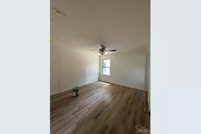 1971 N Roberts Cir, Pensacola, FL 32534 - Photo 8