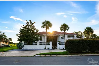 5089 Shoshone Dr, Pensacola, FL 32507 - Photo 2