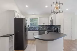5007 Shoshone Dr, Pensacola, FL 32507 - Photo 14