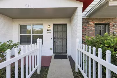 2411 N E St, Pensacola, FL 32507 - Photo 2