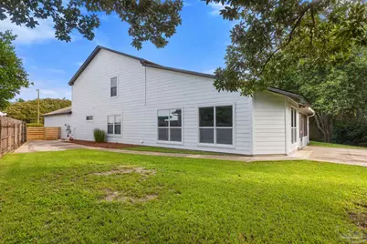 1426 Sterling Point Dr, Gulf Breeze, FL 32563 - Photo 8