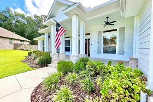 5886 Augustine Drive, Pace, FL 32571 - Photo 4