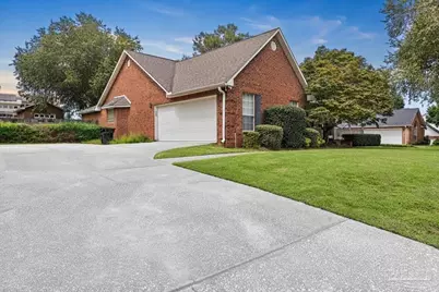 1427 Glenmore Dr, Cantonment, FL 32533 - Photo 2