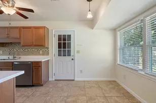 6010 Prospect Ln, Pensacola, FL 32526 - Photo 20