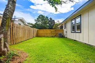 1400 Cypress St, Pensacola, FL 32507 - Photo 8