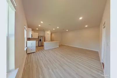 5726 Stellarjay St, Gulf Breeze, FL 32563 - Photo 2