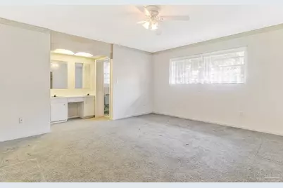 208 Cordoba St, Gulf Breeze, FL 32561 - Photo 32