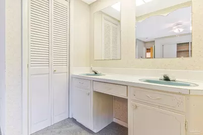208 Cordoba St, Gulf Breeze, FL 32561 - Photo 34