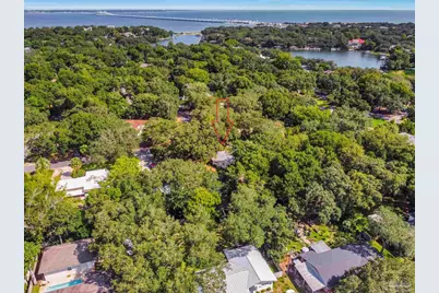 208 Cordoba St, Gulf Breeze, FL 32561 - Photo 48