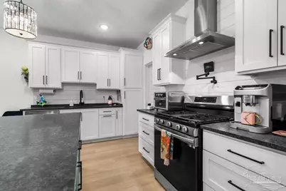 921 W Jackson St, Pensacola, FL 32501 - Photo 16
