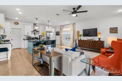 921 W Jackson St, Pensacola, FL 32501 - Photo 8