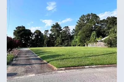 240 Munro Rd, Pensacola, FL 32503 - Photo 2
