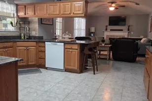 6056 Antelope St, Milton, FL 32570 - Photo 6